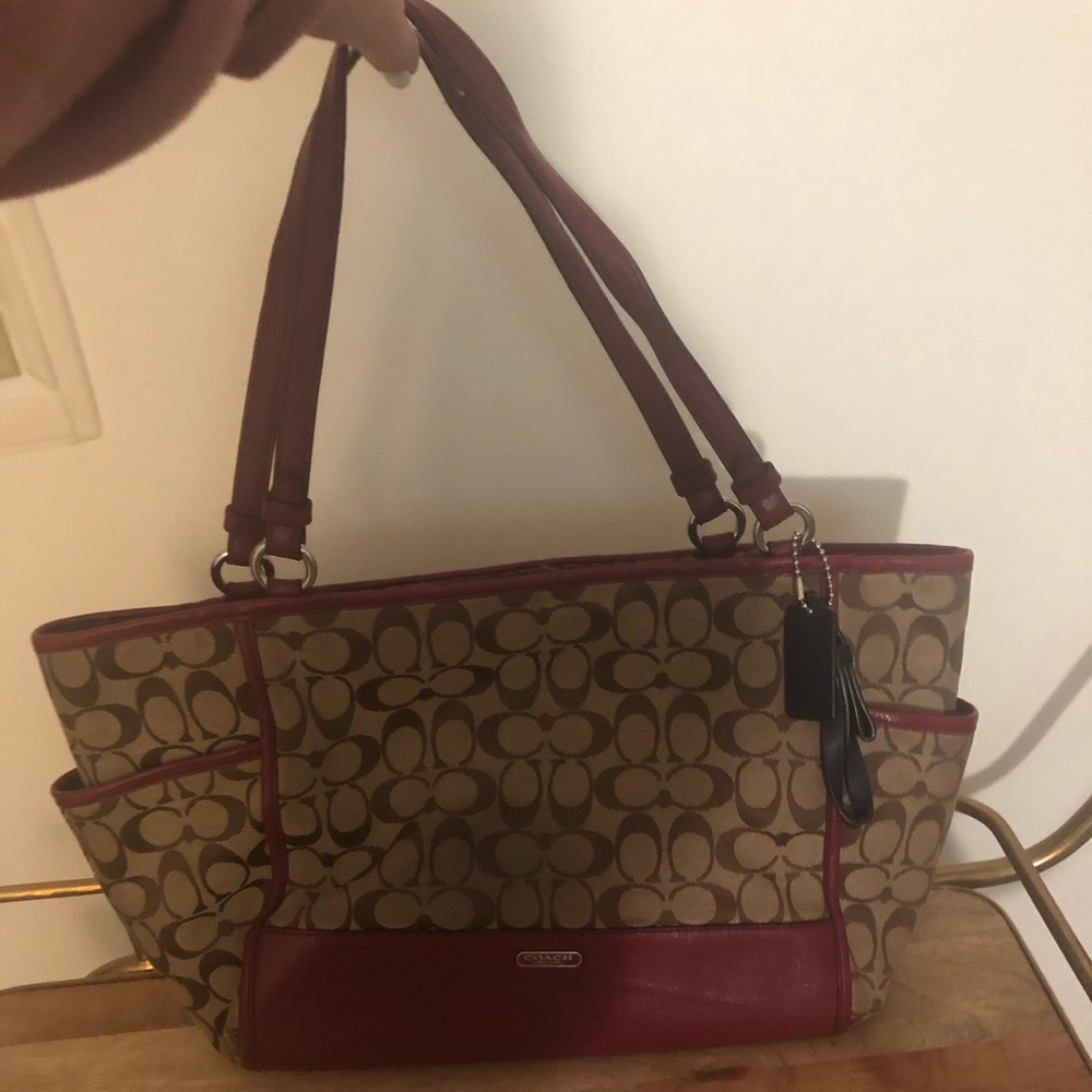 Coach Purse π & Wallet π - Picture 2 of 9